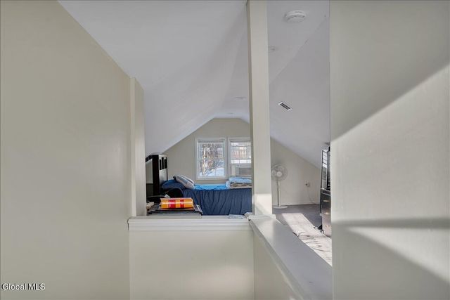 1568 State Street, Schenectady, NY 12304