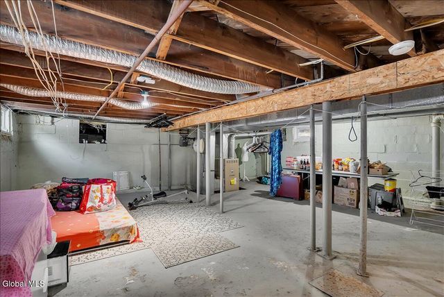 1568 State Street, Schenectady, NY 12304