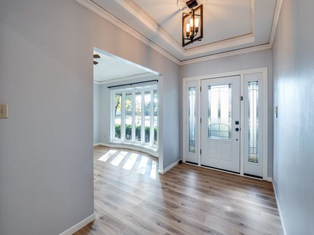 1807 S Crest, Carrollton, TX 75006