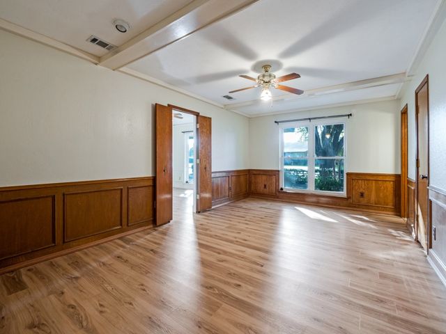 1807 S Crest, Carrollton, TX 75006