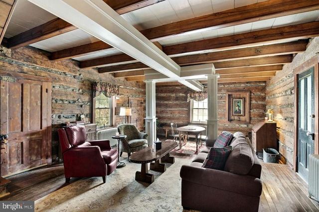 5024 LEEDS MANOR RD, Hume, VA 22639