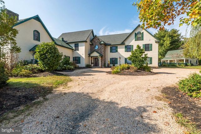 5024 LEEDS MANOR RD, Hume, VA 22639
