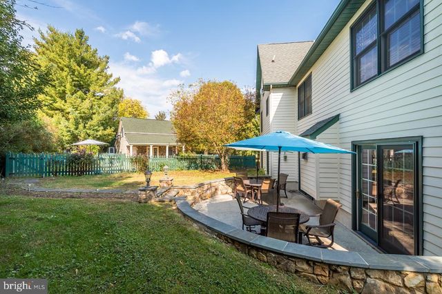 5024 LEEDS MANOR RD, Hume, VA 22639