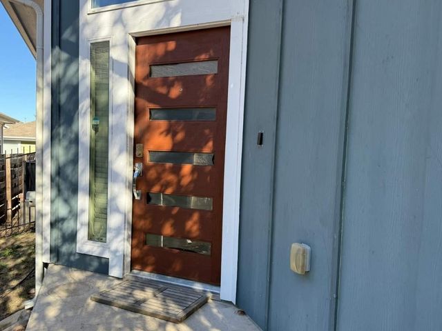 7208 Lysander CT, Austin, TX 78741