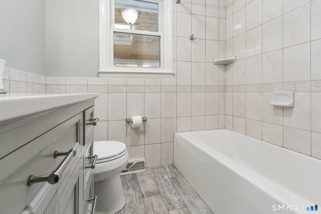25 Morris Causeway, New Haven, CT 06512