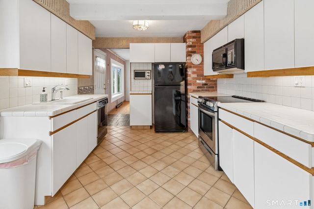 25 Morris Causeway, New Haven, CT 06512