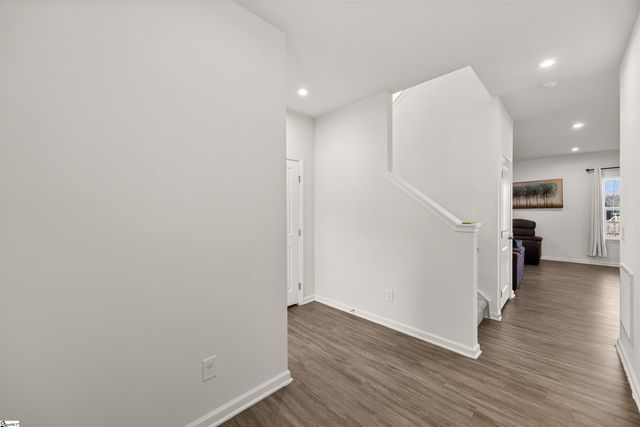 8 Wiltshire Circle, Easley, SC 29642