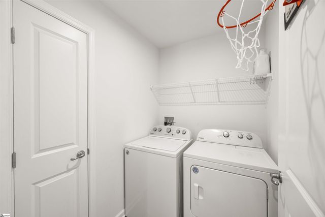 8 Wiltshire Circle, Easley, SC 29642