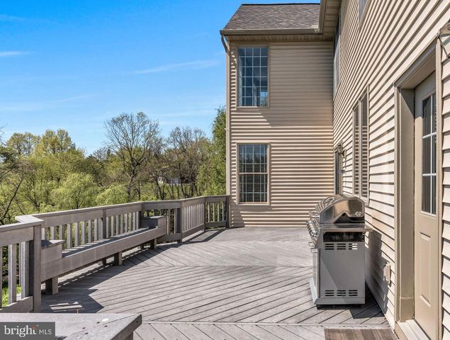 5615 CHARLTON WAY, Mechanicsburg, PA 17050