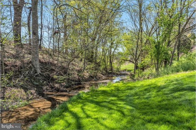 5615 CHARLTON WAY, Mechanicsburg, PA 17050