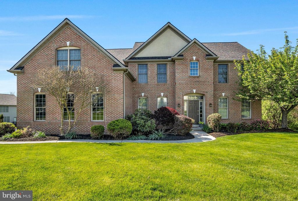 5615 CHARLTON WAY, Mechanicsburg, PA 17050