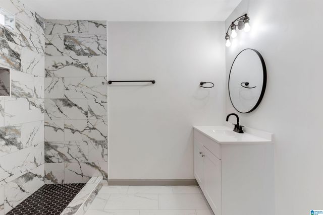 257 FLINT AVENUE, Gardendale, AL 35071