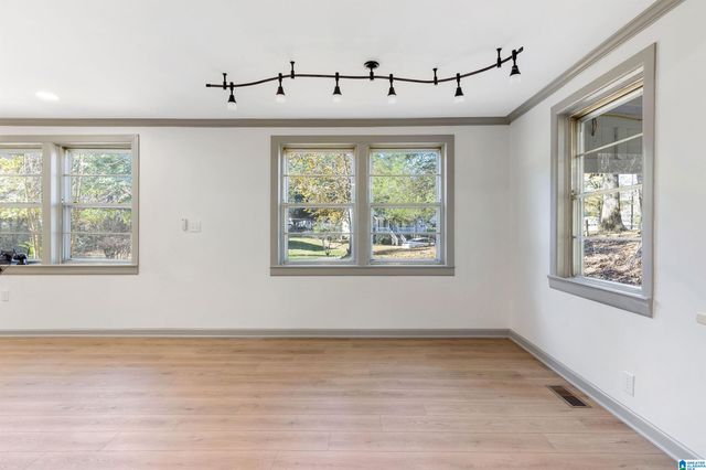 257 FLINT AVENUE, Gardendale, AL 35071