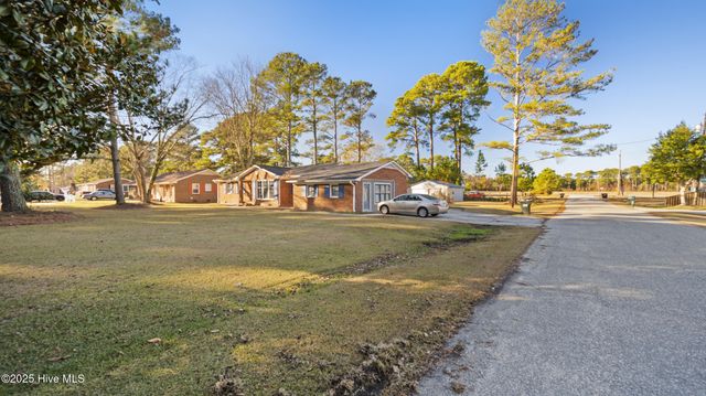 619 Forrest Road, Warsaw, NC 28398