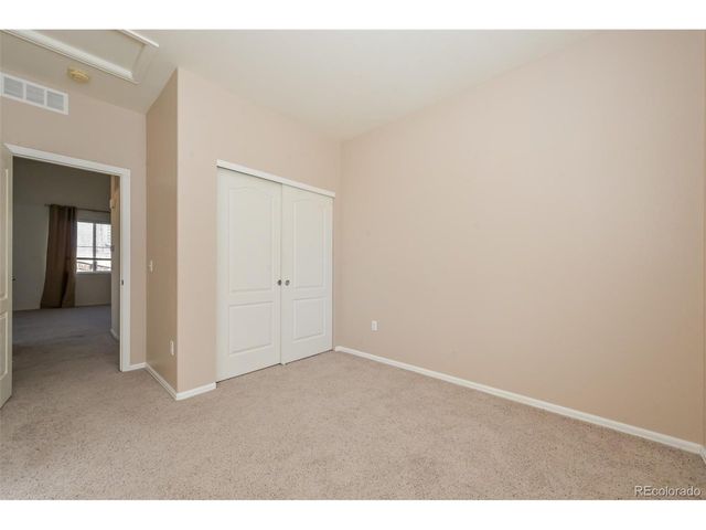 5613 S Elk Ct, Aurora, CO 80016