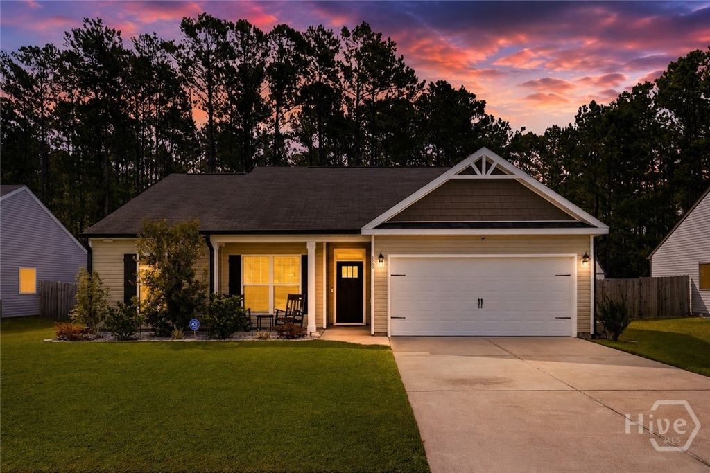 Image 2 of property listing at 203 Timberlake Drive, Guyton, GA 31312