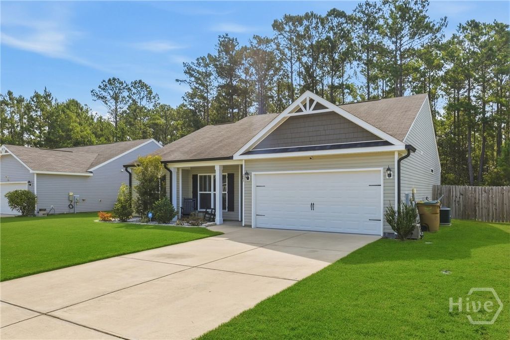 Image 4 of property listing at 203 Timberlake Drive, Guyton, GA 31312