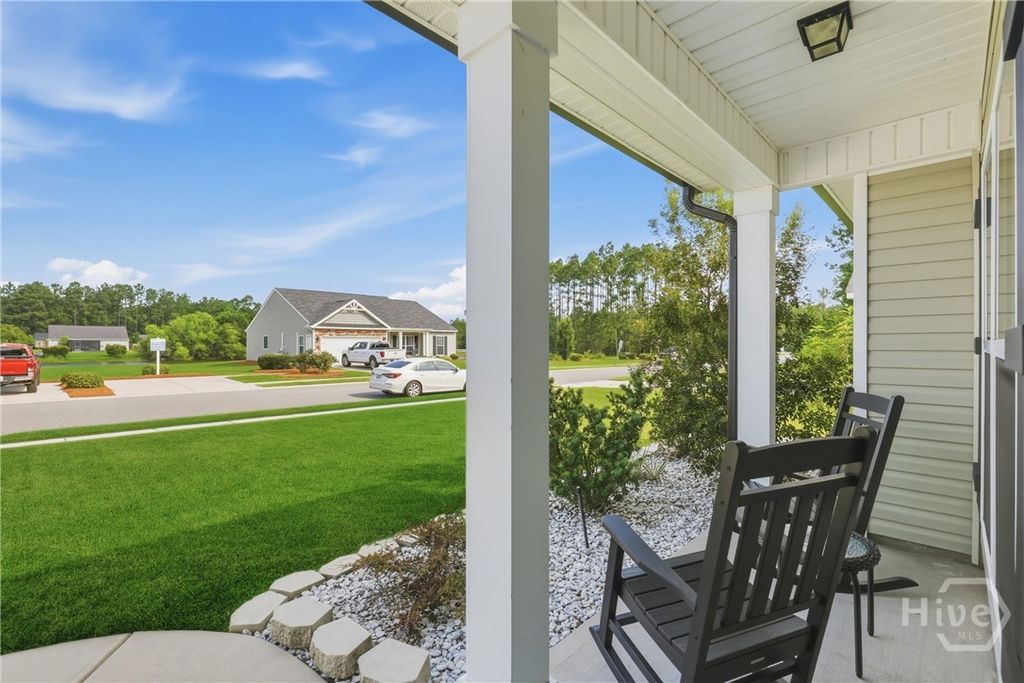 Image 8 of property listing at 203 Timberlake Drive, Guyton, GA 31312