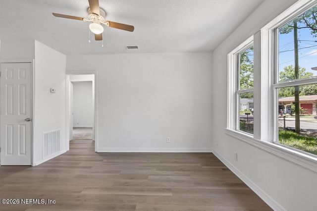 3242 DIGNAN Street, Jacksonville, FL 32254