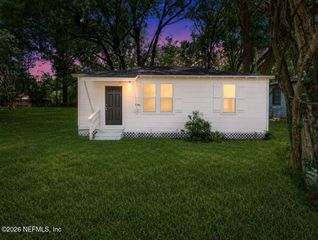 3242 DIGNAN Street, Jacksonville, FL 32254
