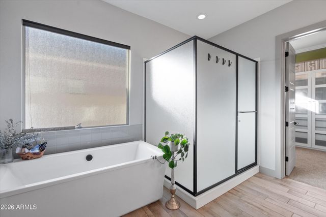 1353 E PASEO Way, Phoenix, AZ 85042