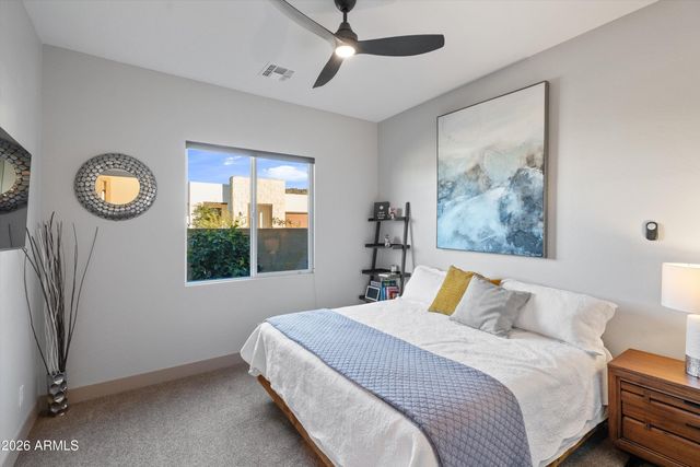 1353 E PASEO Way, Phoenix, AZ 85042