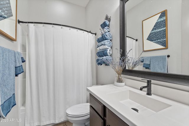 1353 E PASEO Way, Phoenix, AZ 85042