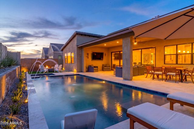 1353 E PASEO Way, Phoenix, AZ 85042