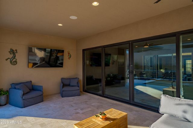 1353 E PASEO Way, Phoenix, AZ 85042