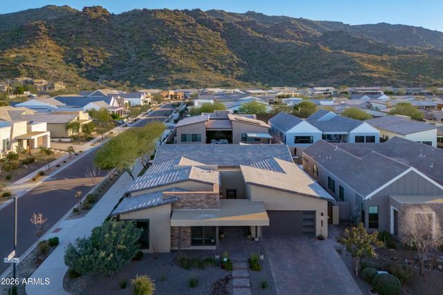 1353 E PASEO Way, Phoenix, AZ 85042