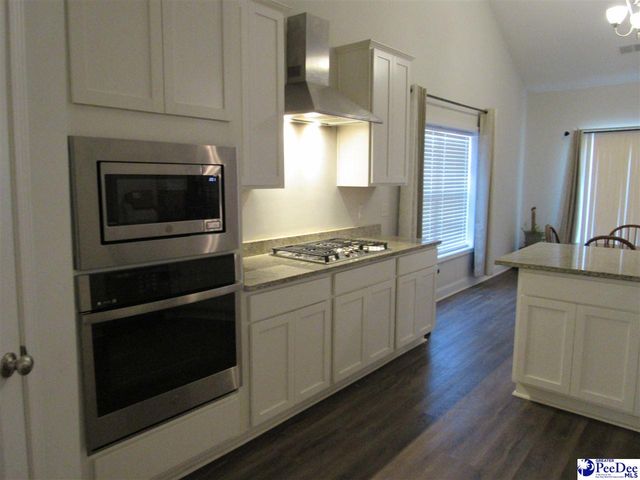 1671 Lake Wateree Drive, Florence, SC 29501