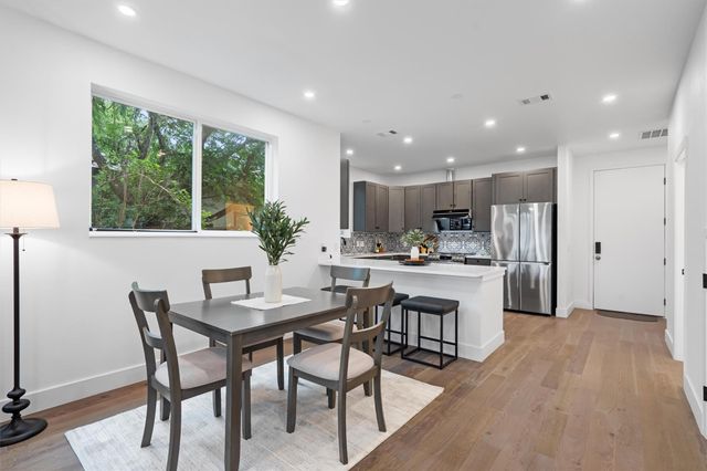 1208 W Oltorf ST B, Austin, TX 78704