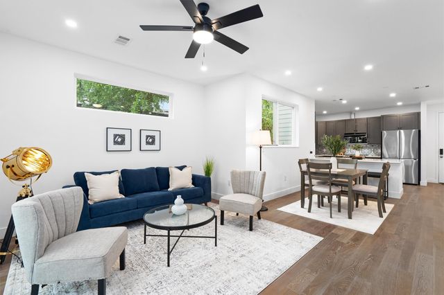 1208 W Oltorf ST B, Austin, TX 78704