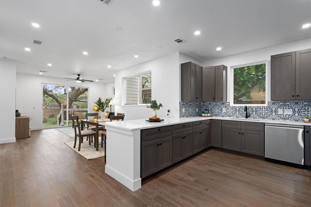 1208 W Oltorf ST B, Austin, TX 78704