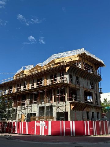 1425 Bay Rd, Miami Beach, FL 33139