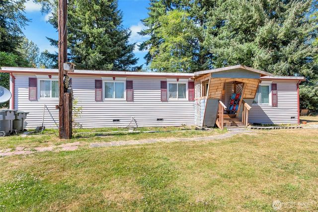 12422 26th Avenue E, Tacoma, WA 98445