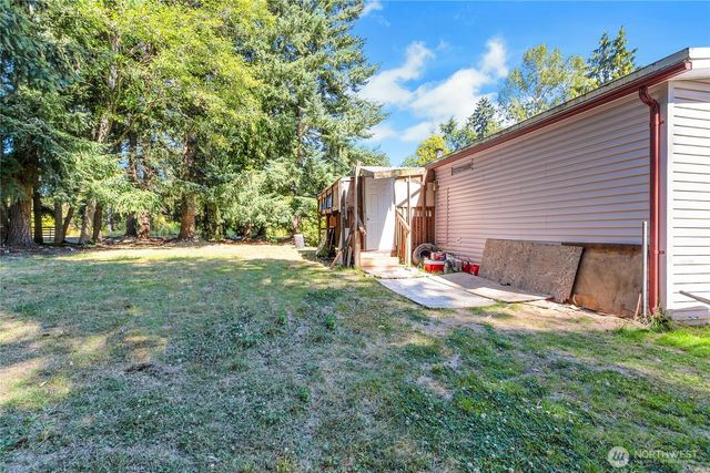 12422 26th Avenue E, Tacoma, WA 98445