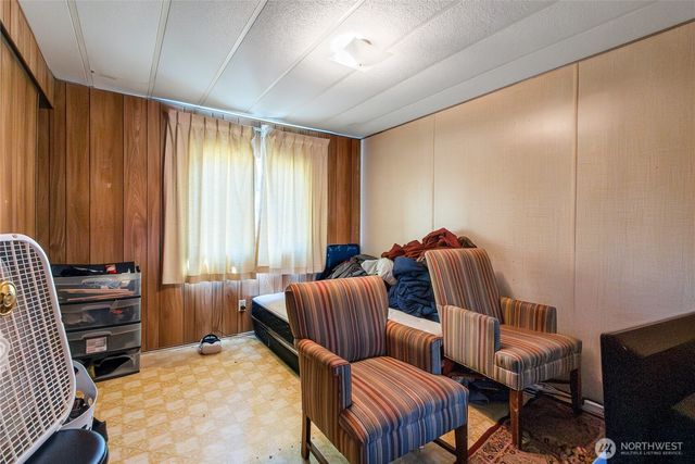 12422 26th Avenue E, Tacoma, WA 98445