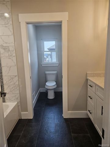 49287 London Bridge Drive, Macomb, MI 48044