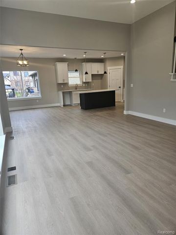 49287 London Bridge Drive, Macomb, MI 48044
