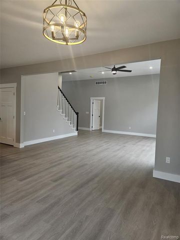 49287 London Bridge Drive, Macomb, MI 48044