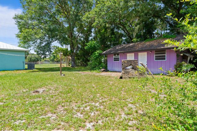 1804 S 30th S, Fort Pierce, FL 34947