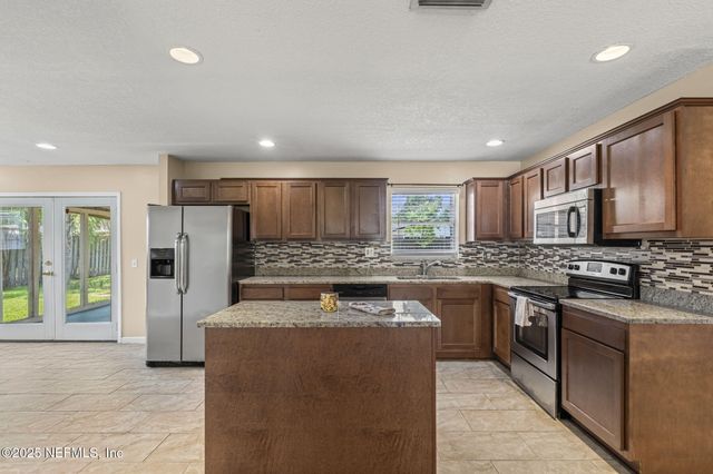 1683 PECAN Court, Orange Park, FL 32073