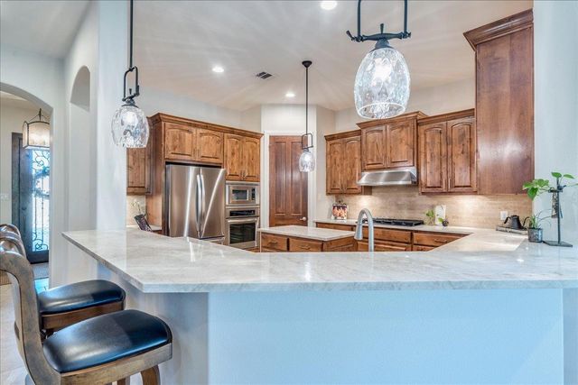 13 Borello DR, Austin, TX 78738