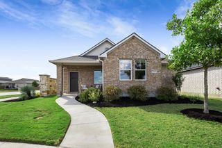 601 Paddock LN, Georgetown, TX 78626