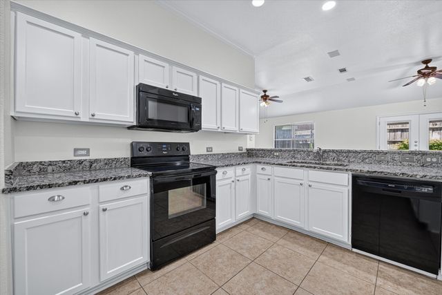 4205 Golden Sunset Court, Fort Worth, TX 76244