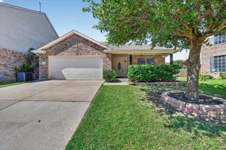 4205 Golden Sunset Court, Fort Worth, TX 76244