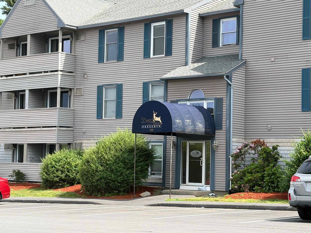 Image 1 of property listing at 108 Eastern Ave Apt 303, Manchester, NH 03104
