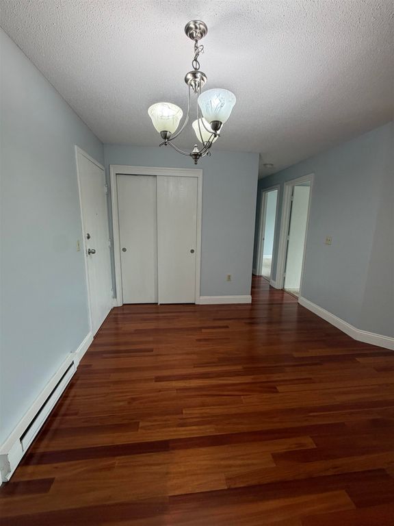 Image 4 of property listing at 108 Eastern Ave Apt 303, Manchester, NH 03104