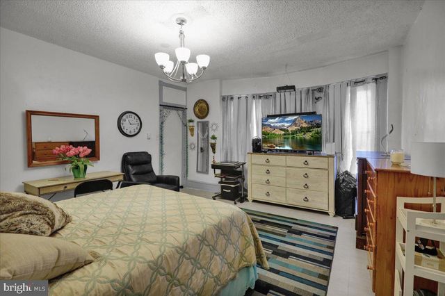 163 W GREENWICH ST, Reading, PA 19601